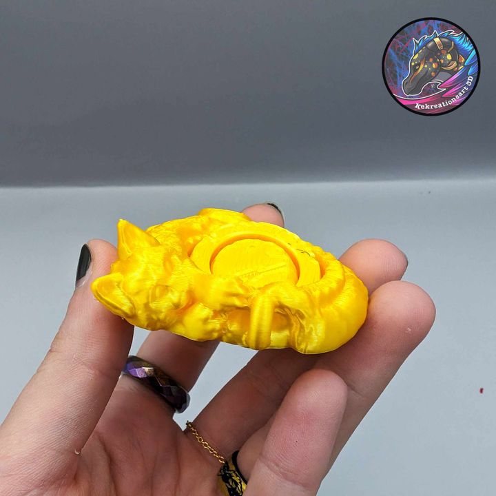 Cat Gyroid Fidget Spinner Keychain – Cute Stress Relief Toy