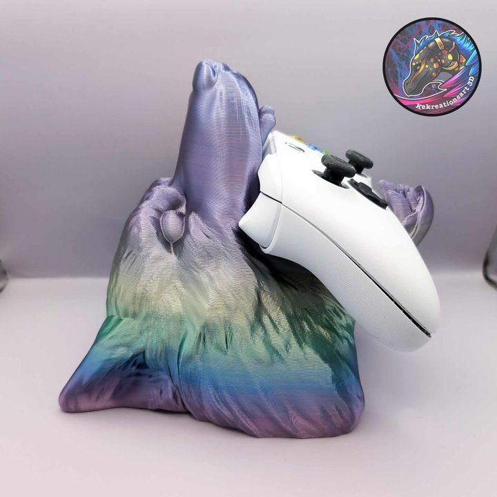 Wolf Head Controller Holder – Bold Gaming Desk Accessory