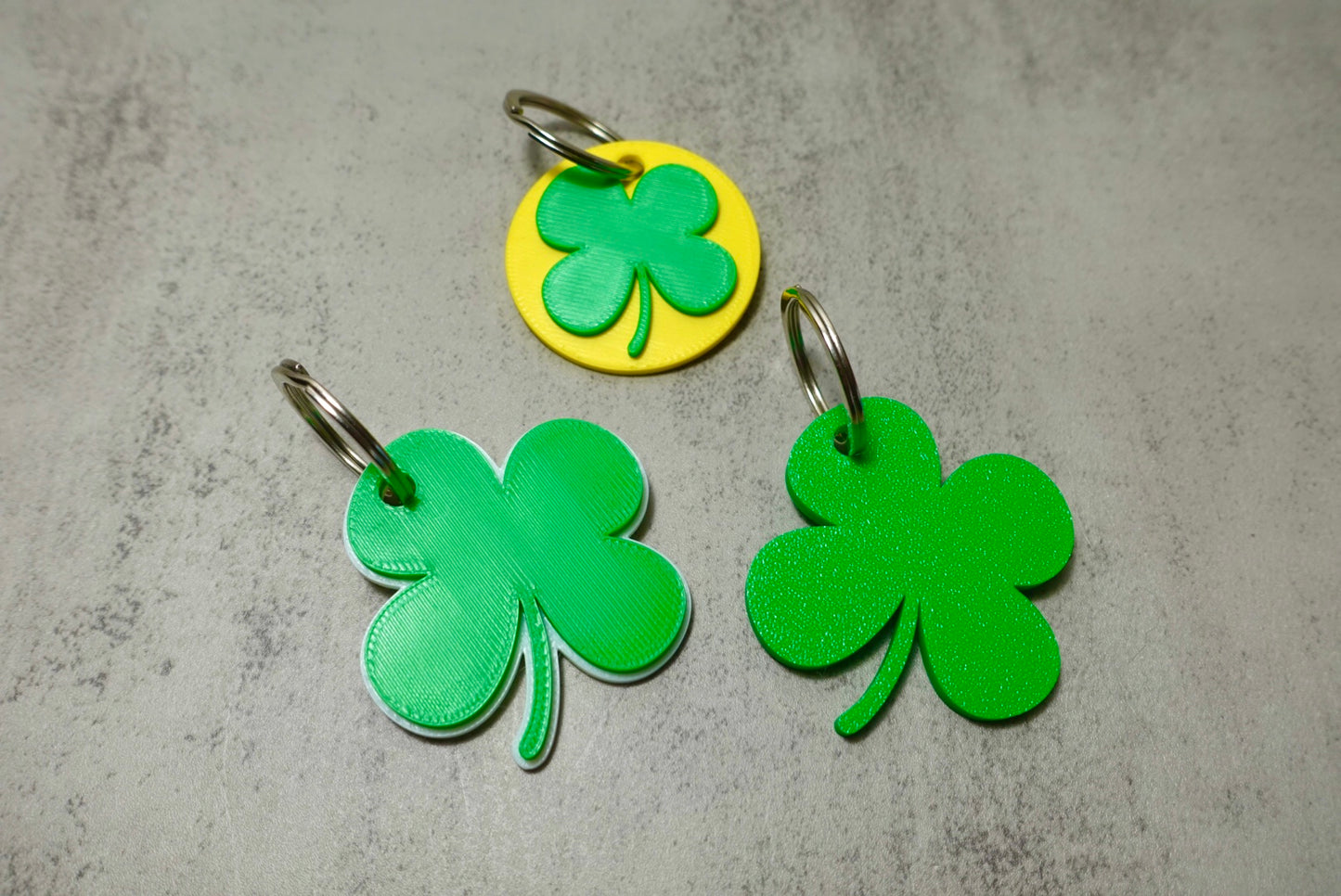 Clovers(Keychain-Magnet)