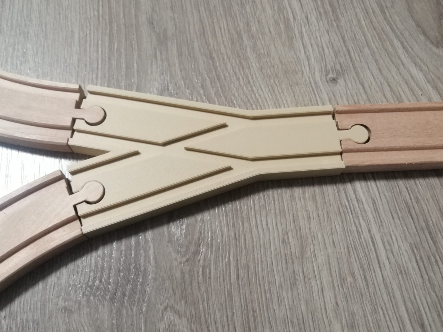 2 To 1 Rail Junction (Ikea, Brio compatible)