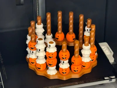 Twisted Connect 4 - Halloween & Regular Designs