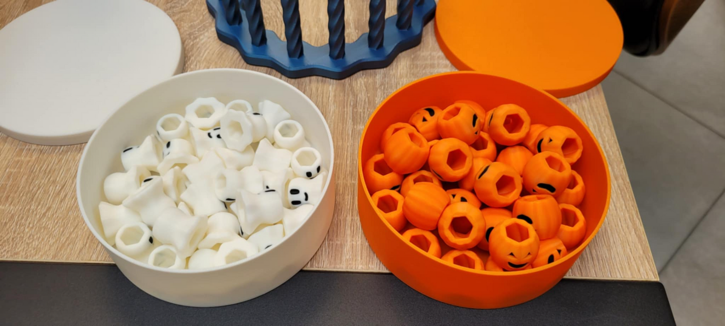 Twisted Connect 4 - Halloween & Regular Designs