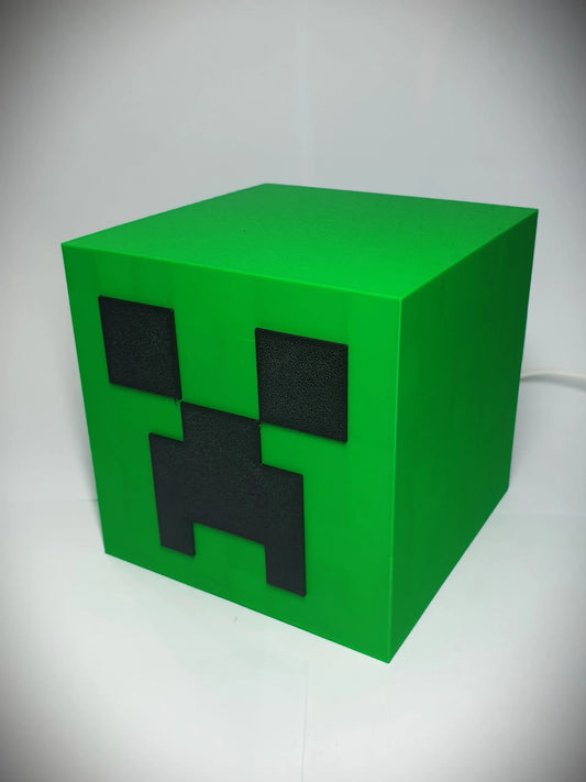 Creeper Lamp Gaming Décor – Pixel Style Desk Light (EU)