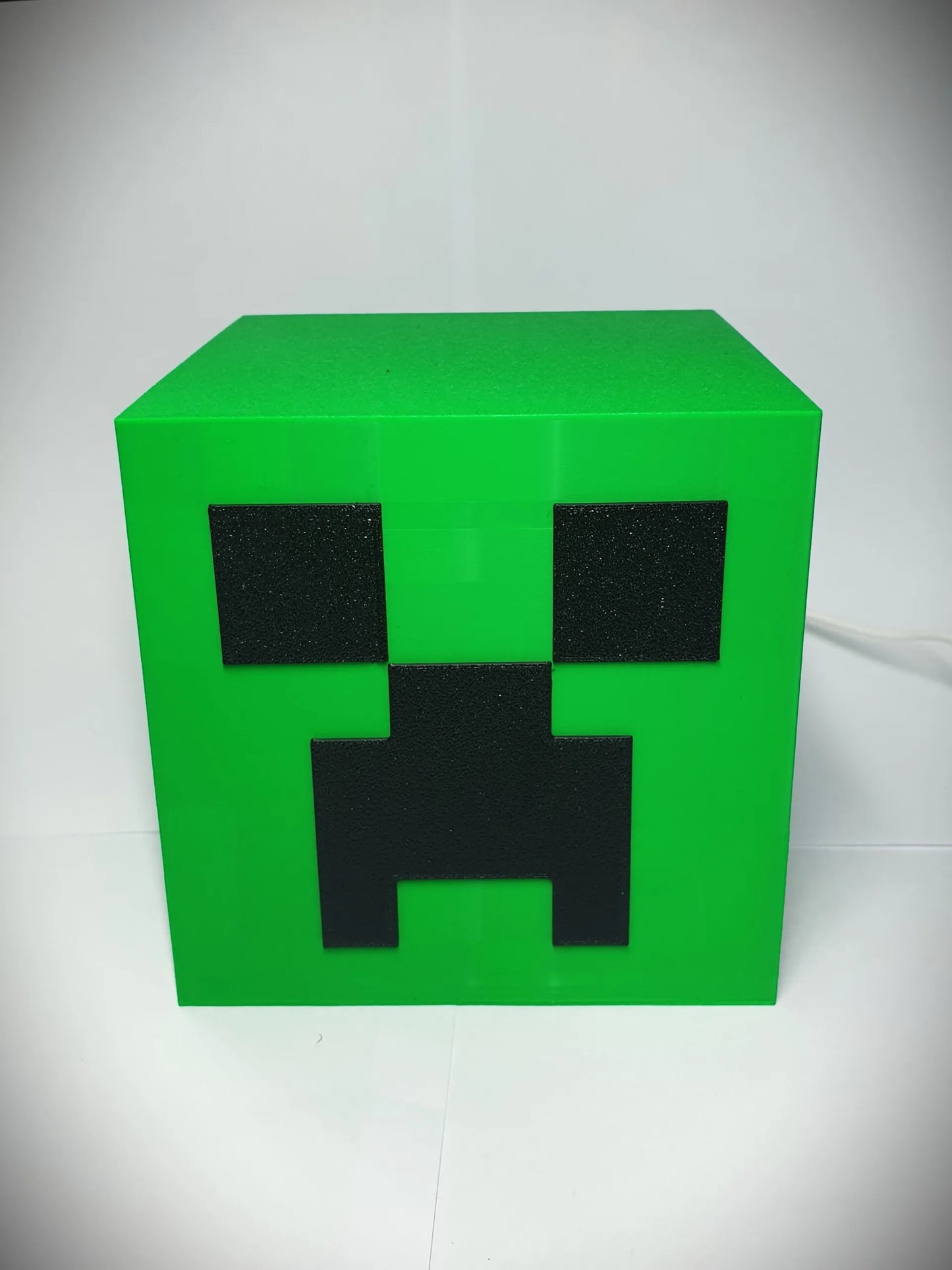 Creeper Lamp Gaming Décor – Pixel Style Desk Light (EU)