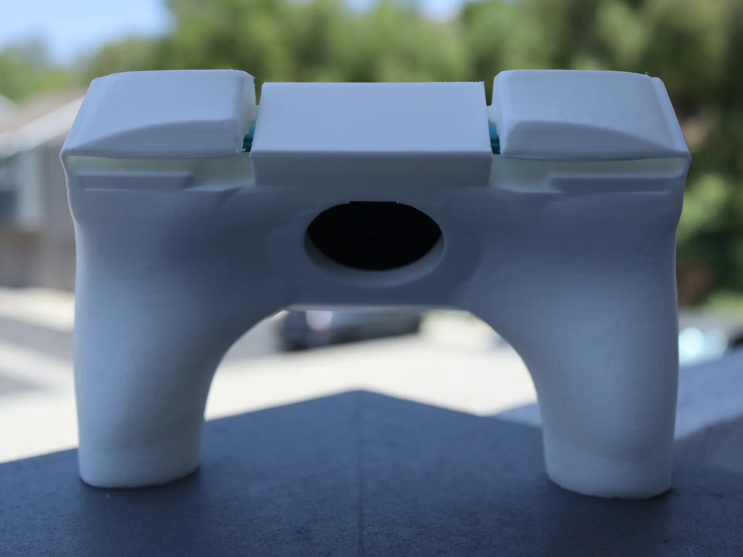 Joy-Con Ergonomic Grip – Comfort Gaming Accessory