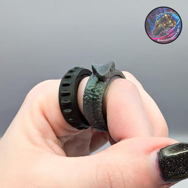 Fidget Ring Set – Stress Relief & Stylish Focus Tool