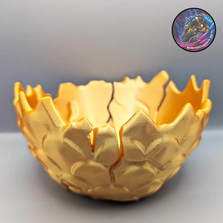Dragon Egg Dragon Display Bowl – Fantasy-Inspired Décor