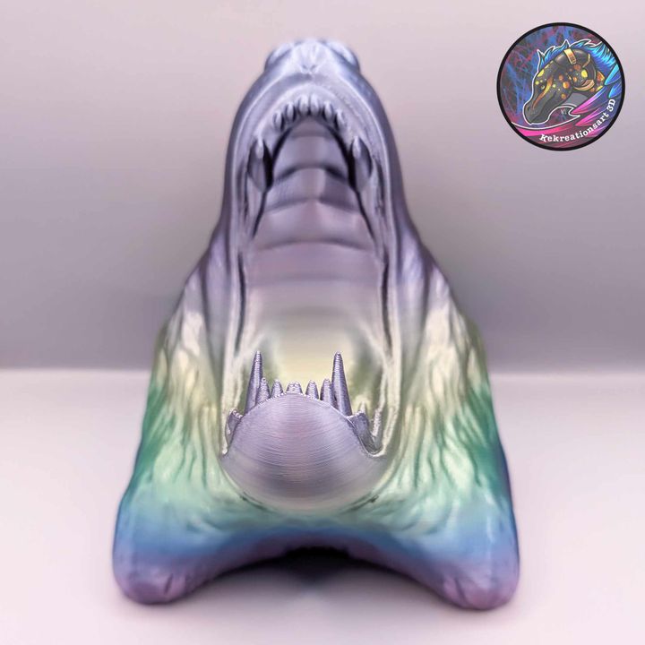 Wolf Head Controller Holder – Bold Gaming Desk Accessory