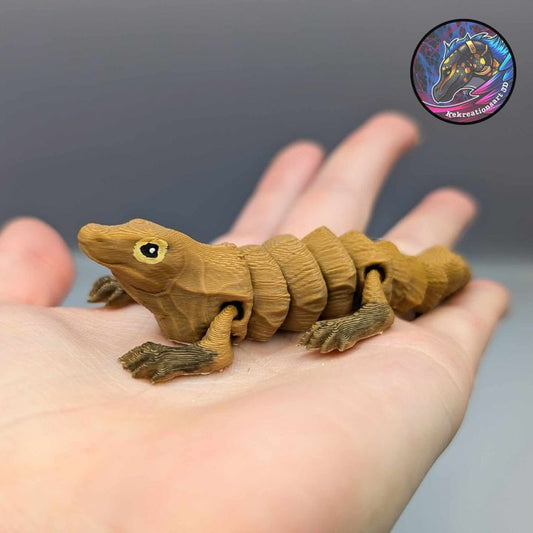 Baby Flexi Komodo Dragon Keychain – Mini Articulated Reptile Toy