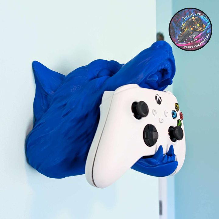 Wolf Head Controller Holder – Bold Gaming Desk Accessory
