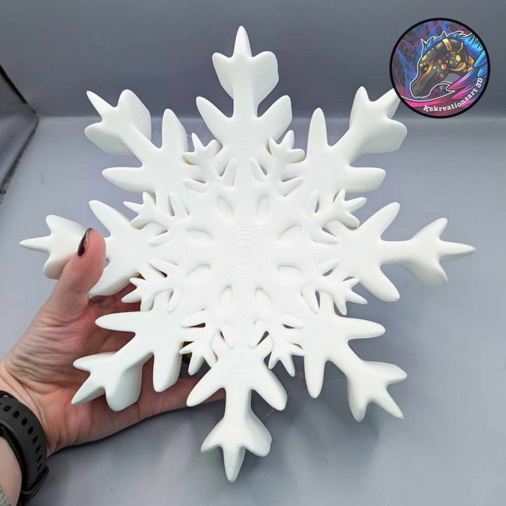 Snowflake Key Bowl – Elegant Winter-Inspired Organizer