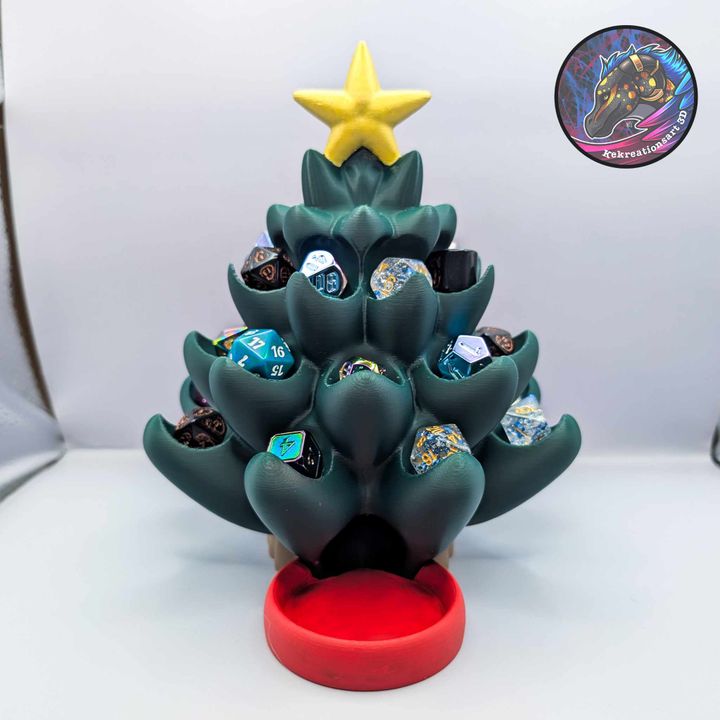 Christmas Tree Dice Tower Holder – Festive RPG Accessory