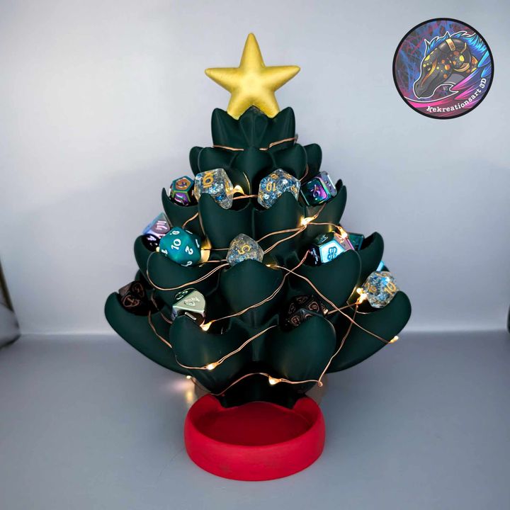 Christmas Tree Dice Tower Holder – Festive RPG Accessory