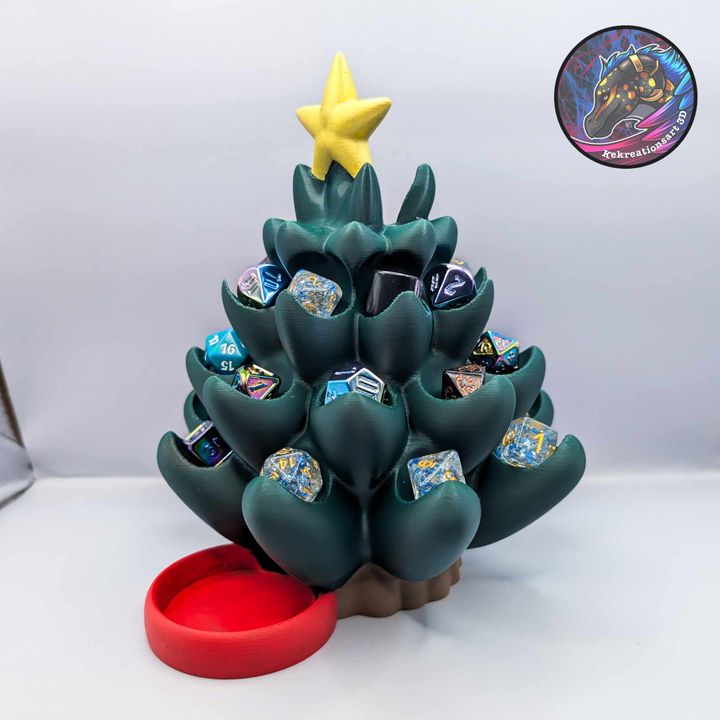 Christmas Tree Dice Tower Holder – Festive RPG Accessory