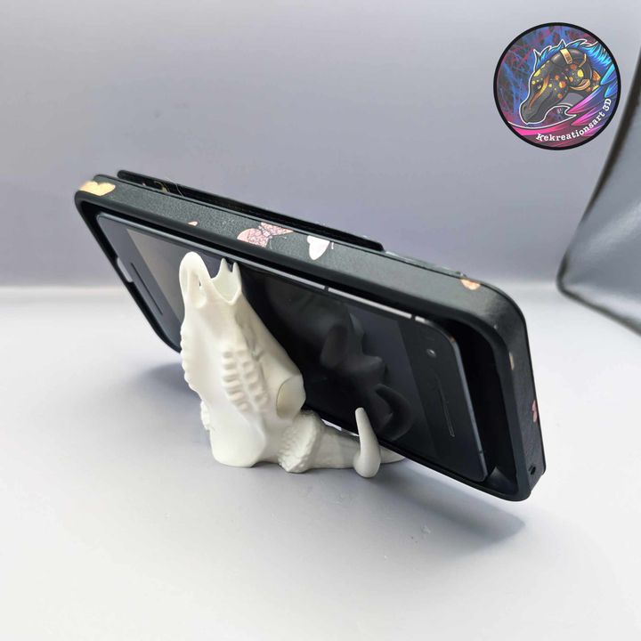 Deer Skull Card and Phone Holder – Rustic Functional Décor