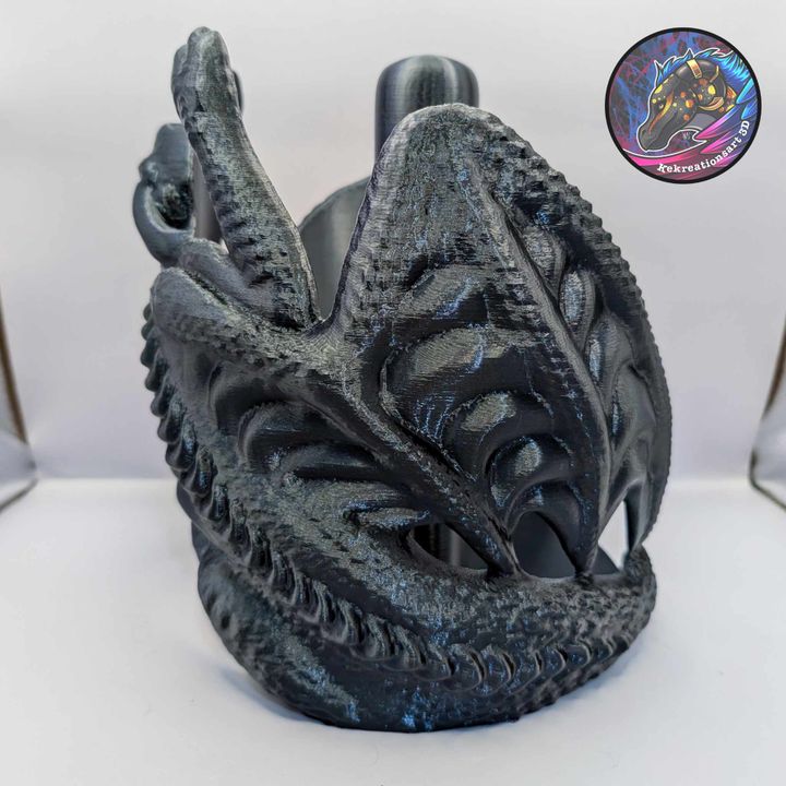 Dragon Paper Towel Holder