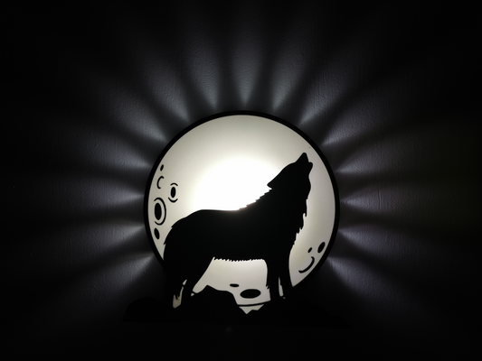 Lone Wolf Lamp