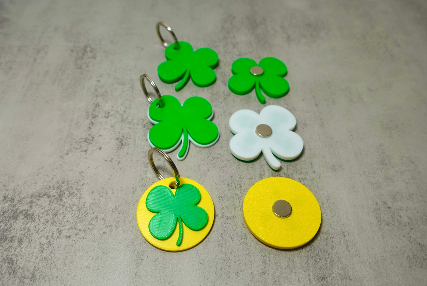 Clovers(Keychain-Magnet)