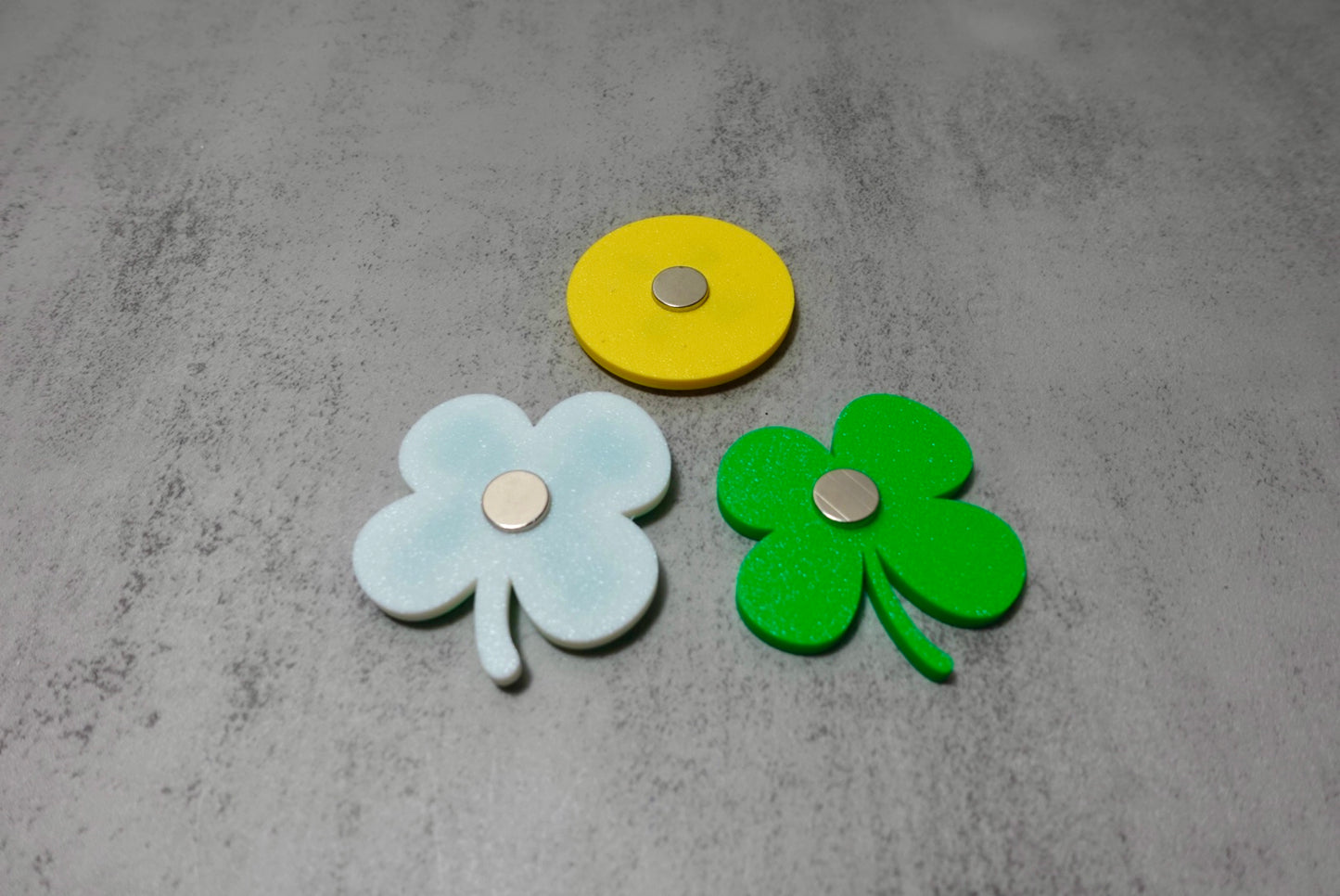 Clovers(Keychain-Magnet)