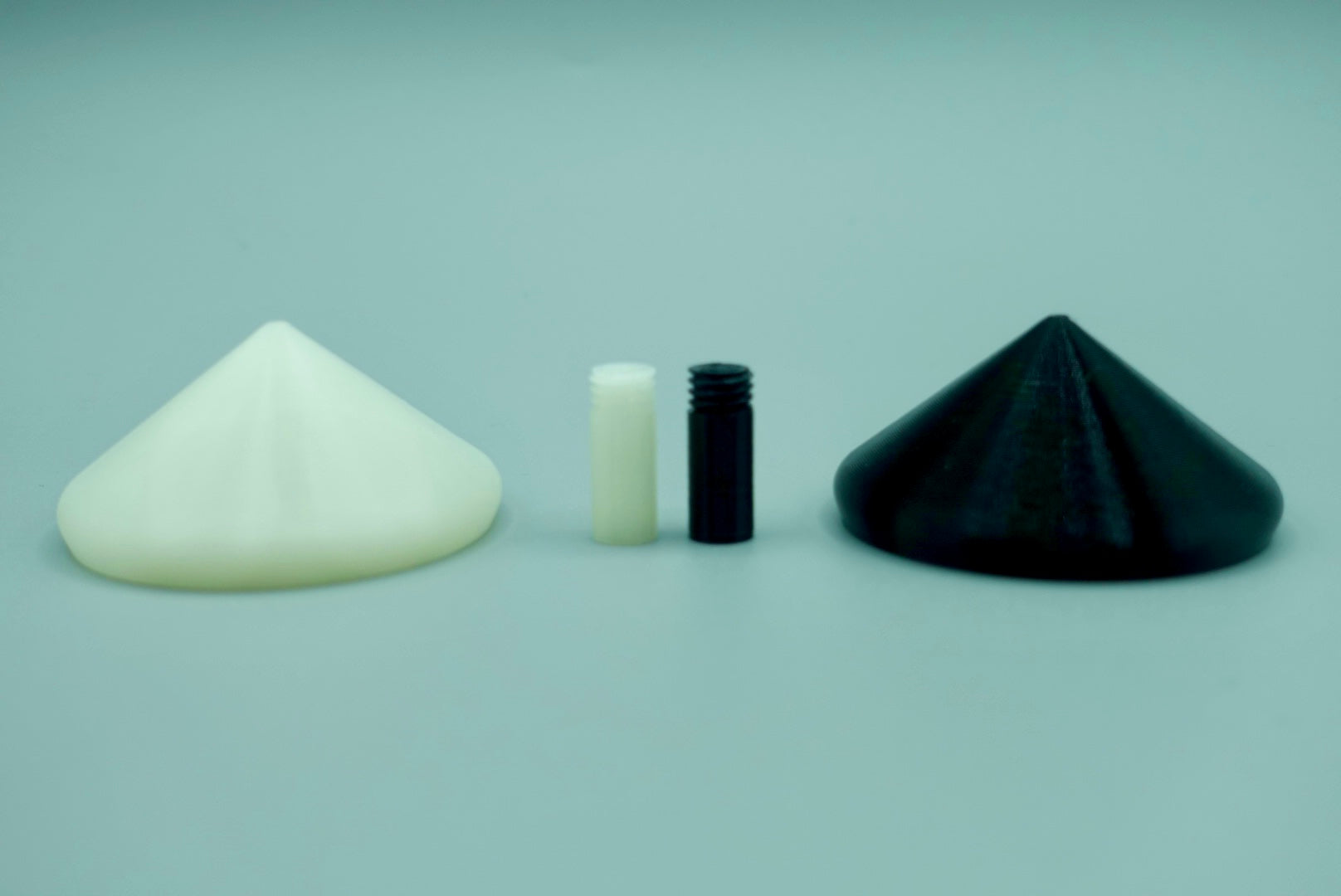 Desktop Spin Toy – Stylish Gaming Decoration