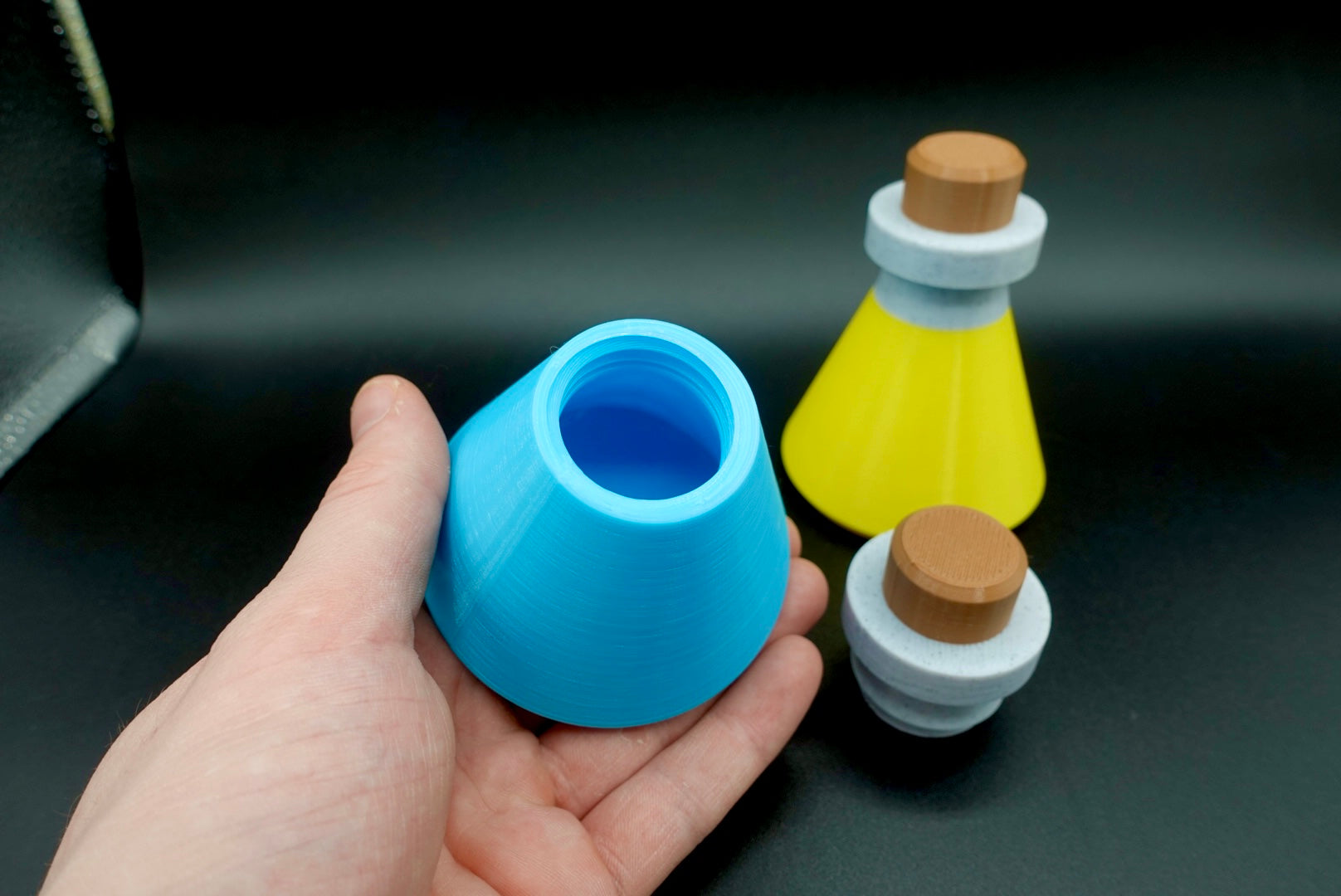 Gaming Stash Container – Stylish Cosplay & Desk Accessory