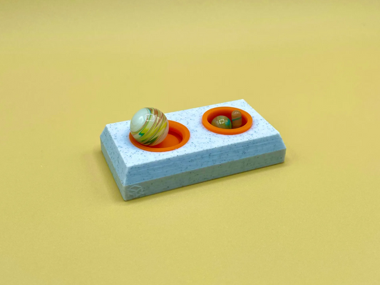 Pearl Marble Display – Cool Gaming Desk Accessory 