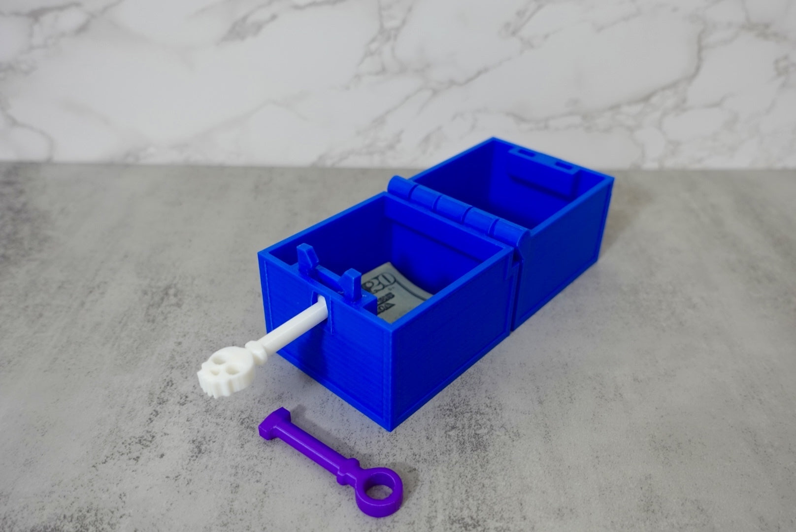 3D Printed Treasure Chest – Lockable Gaming & Desk Décor Box