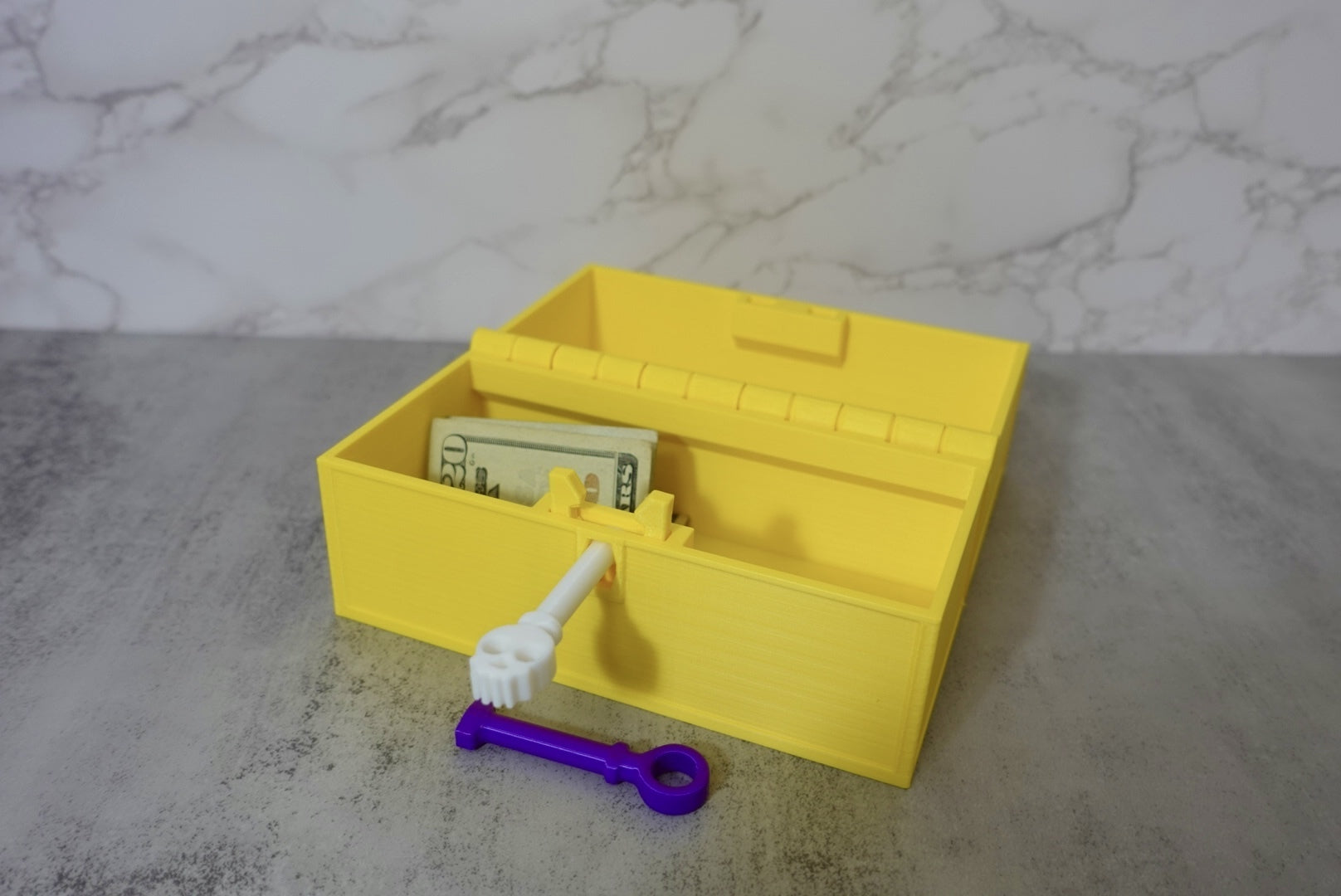 3D Printed Treasure Chest – Lockable Gaming & Desk Décor Box