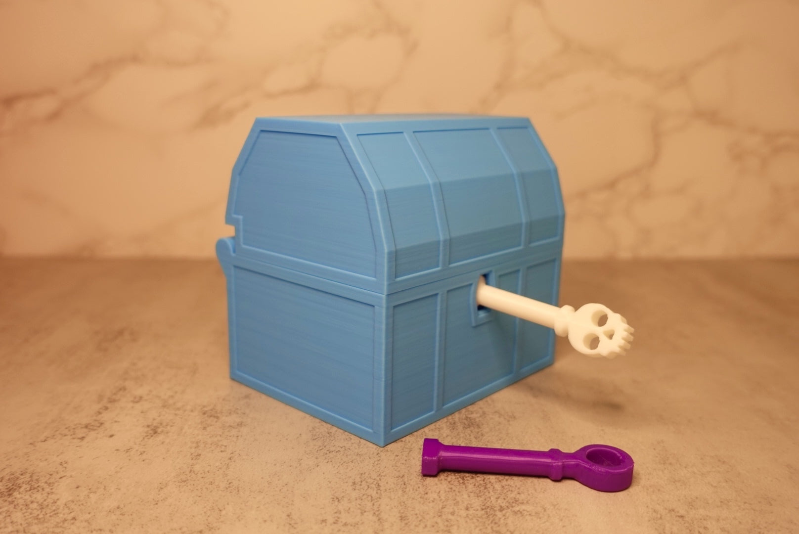 3D Printed Treasure Chest – Functional Key Lock Design