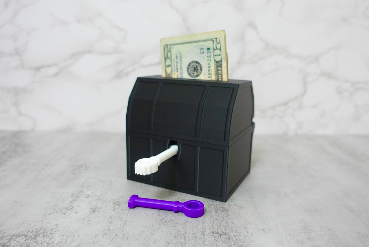 3D Printed Treasure Chest – Functional Key Lock Design
