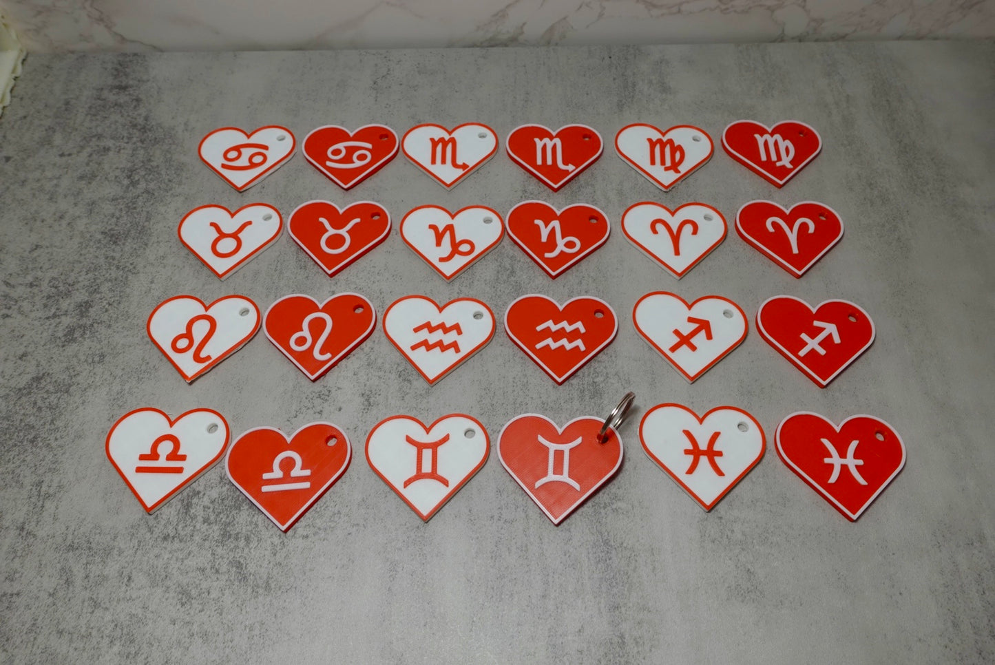 Zodiac Sign Keychain – Heart Accessory for Stylish You