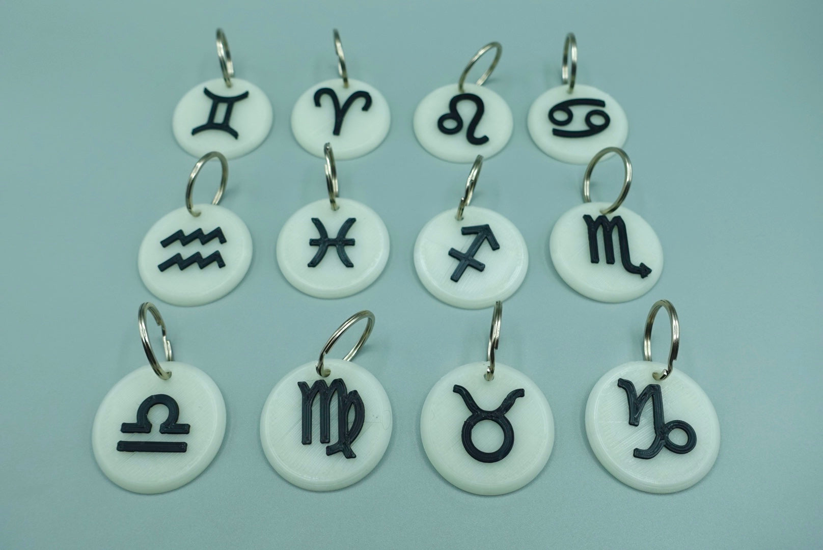 Zodiac Sign Keychain – Stylish Desk & Gaming Accessory