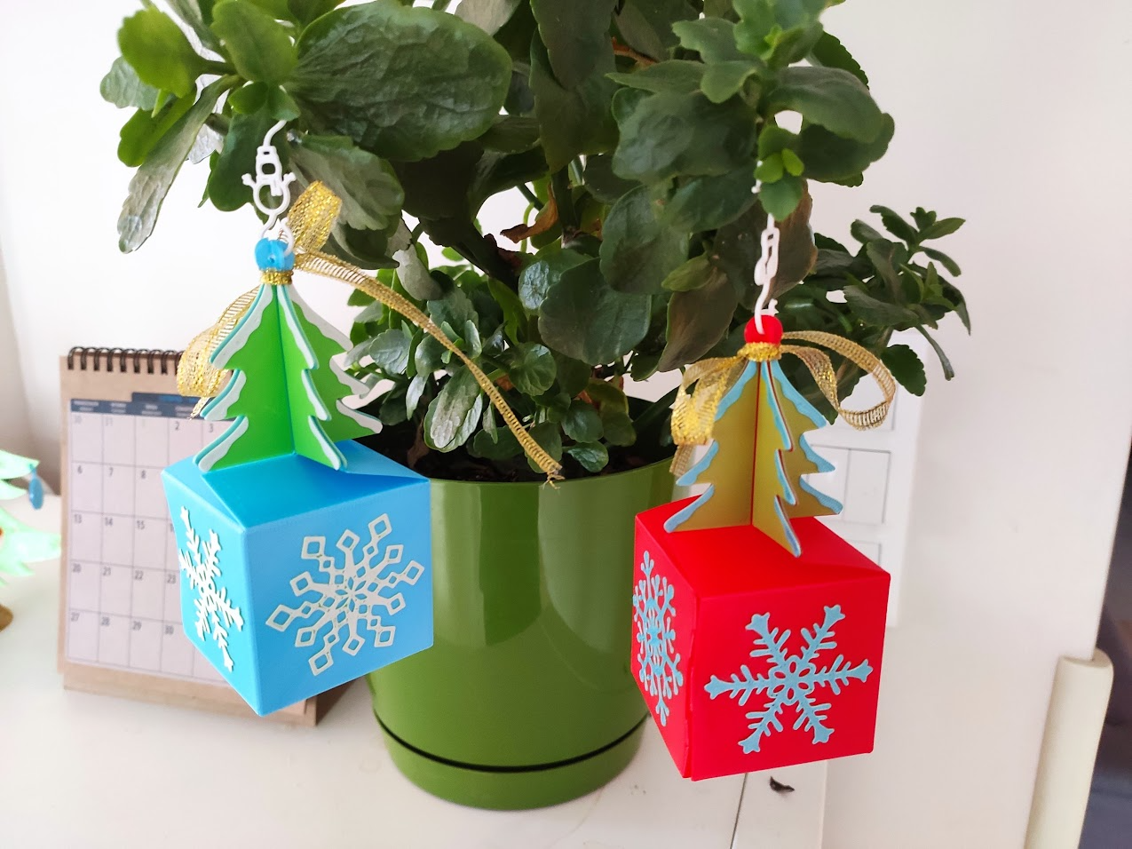 Foldable Small Gift Box