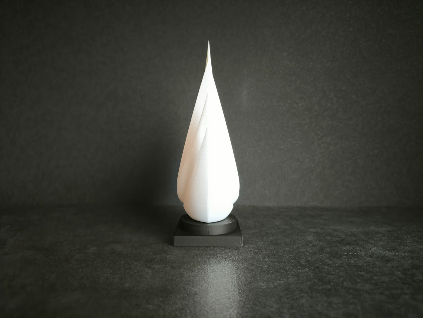 Stachelige Nachtlampe