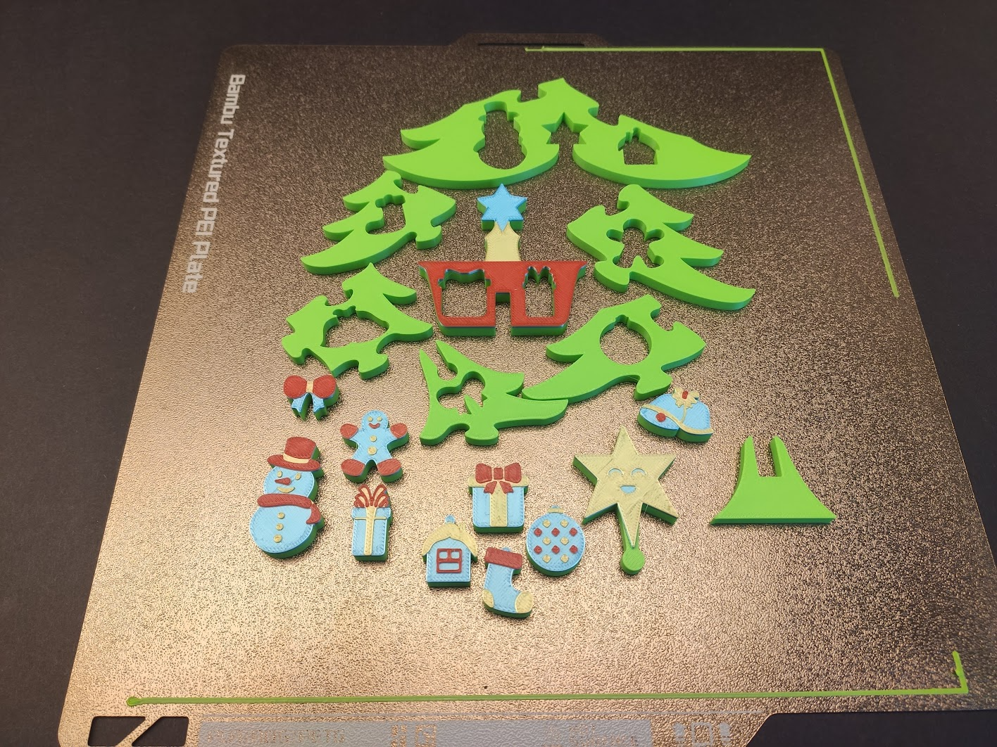 3D Puzzle Christmas Tree