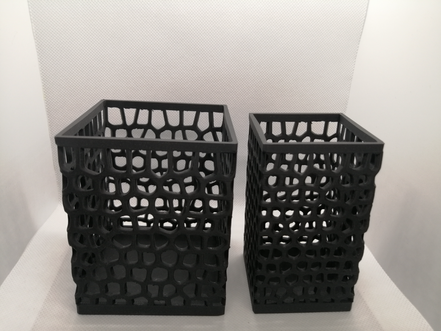 Square Voronoi Pencil Holder